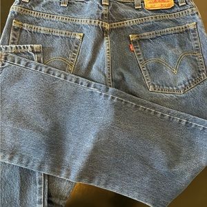 Men’s Levi’s 517 Boot it Denim Jeans size 38x32